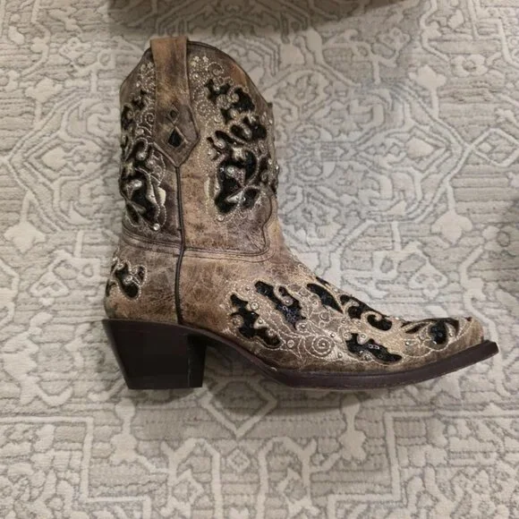 Corral Bootie - 9.5 - Picture 16 of 16